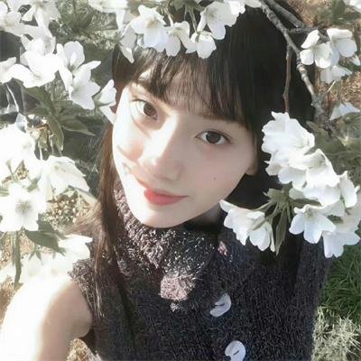 持摄像机的人