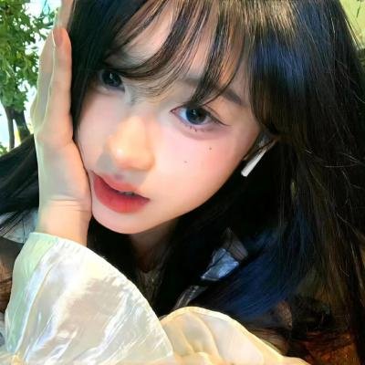 玉面桃花总相逢